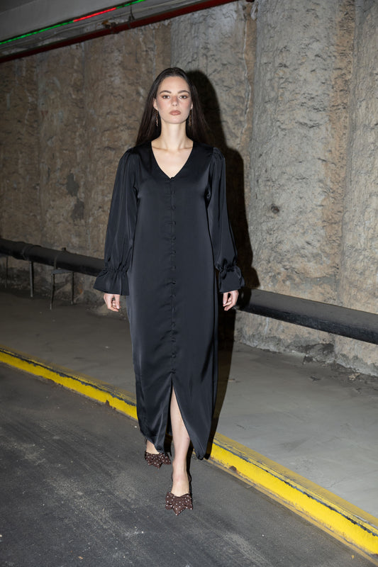 שמלת אקסיס סאטן שחורה